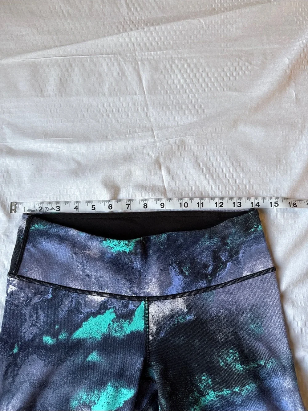 Lululemon Wunder Under Crop Denim Luon Milky Way✨